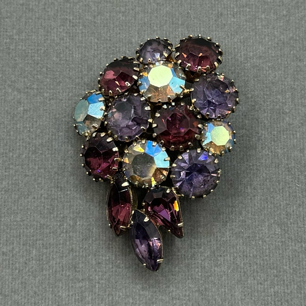 VINTAGE Purple Crystal Brooch